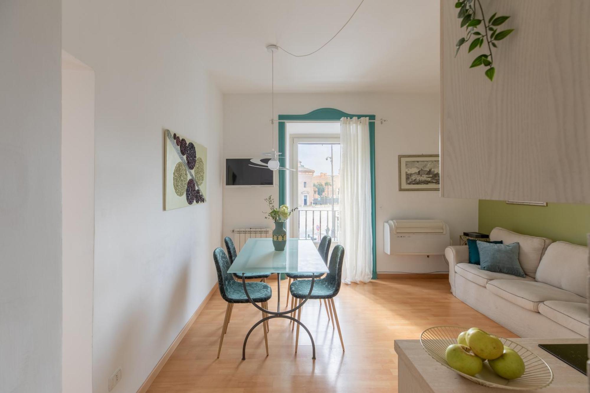 Iflat Cozy Flat With A View In San Giovanni Rome